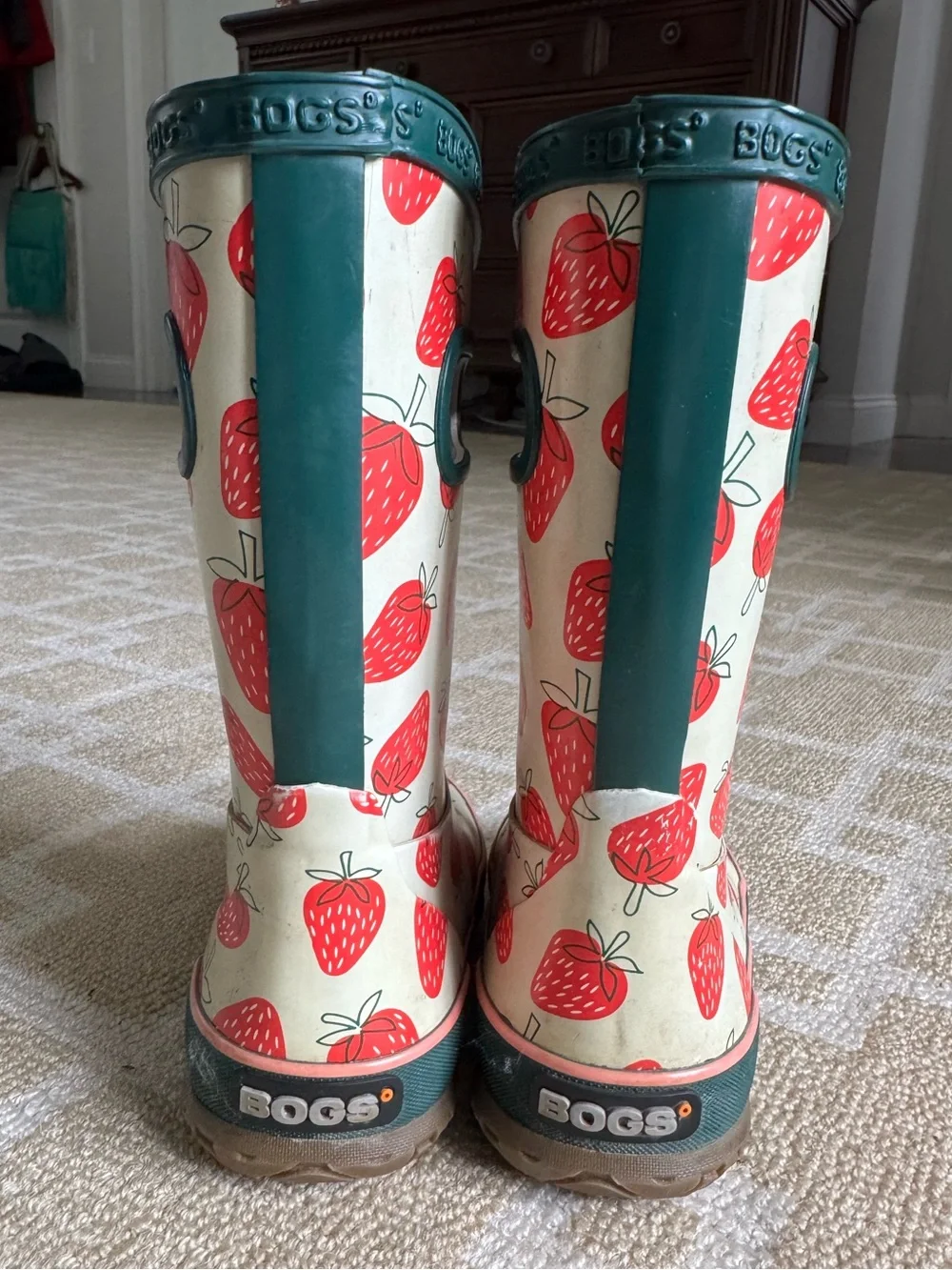 BOGS Kids Skipper II Waterproof Rain Boots Cream Red Strawberry Print Girls 8